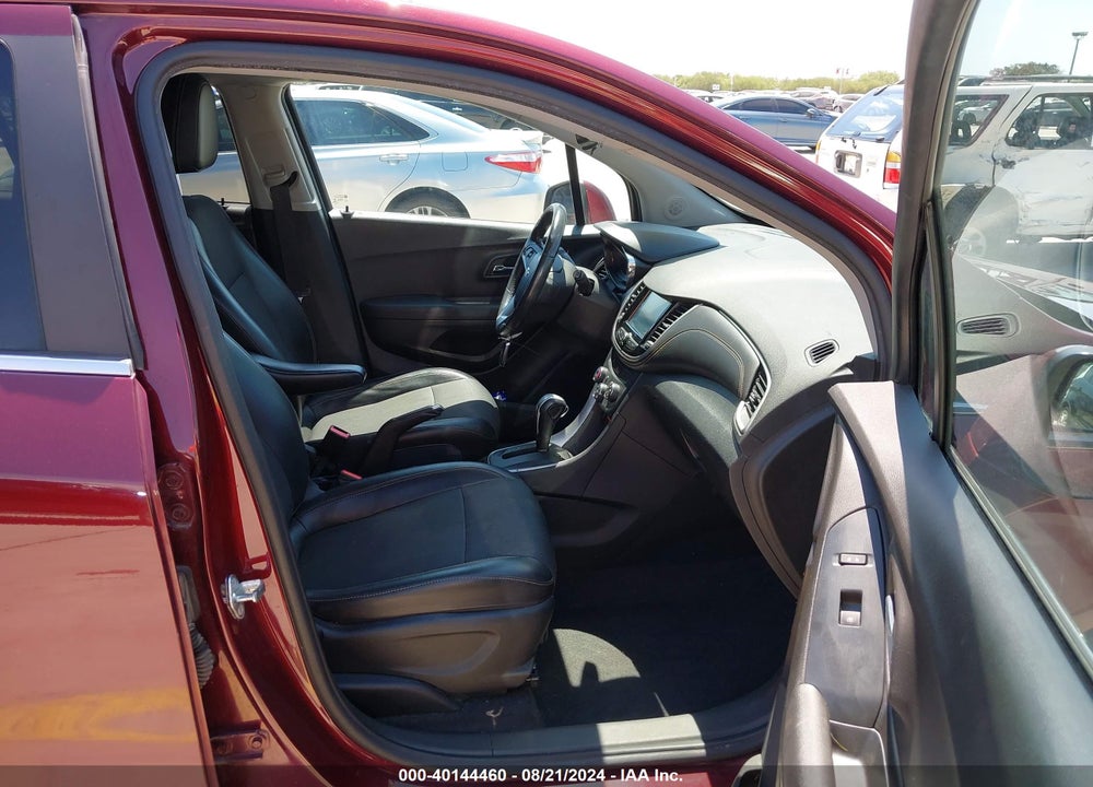 2017 CHEVROLET TRAX LT VIN: 3GNCJLSB2HL258634