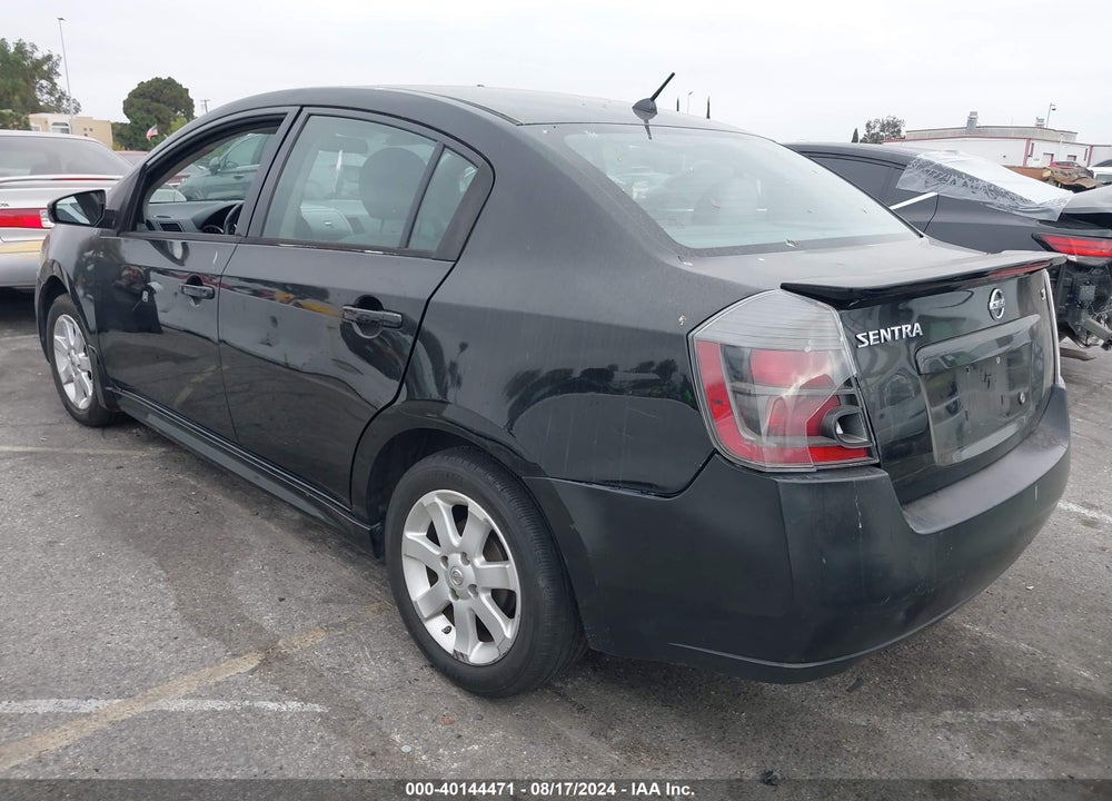 2011 NISSAN SENTRA 2.0SR VIN: 3N1AB6AP2BL651443