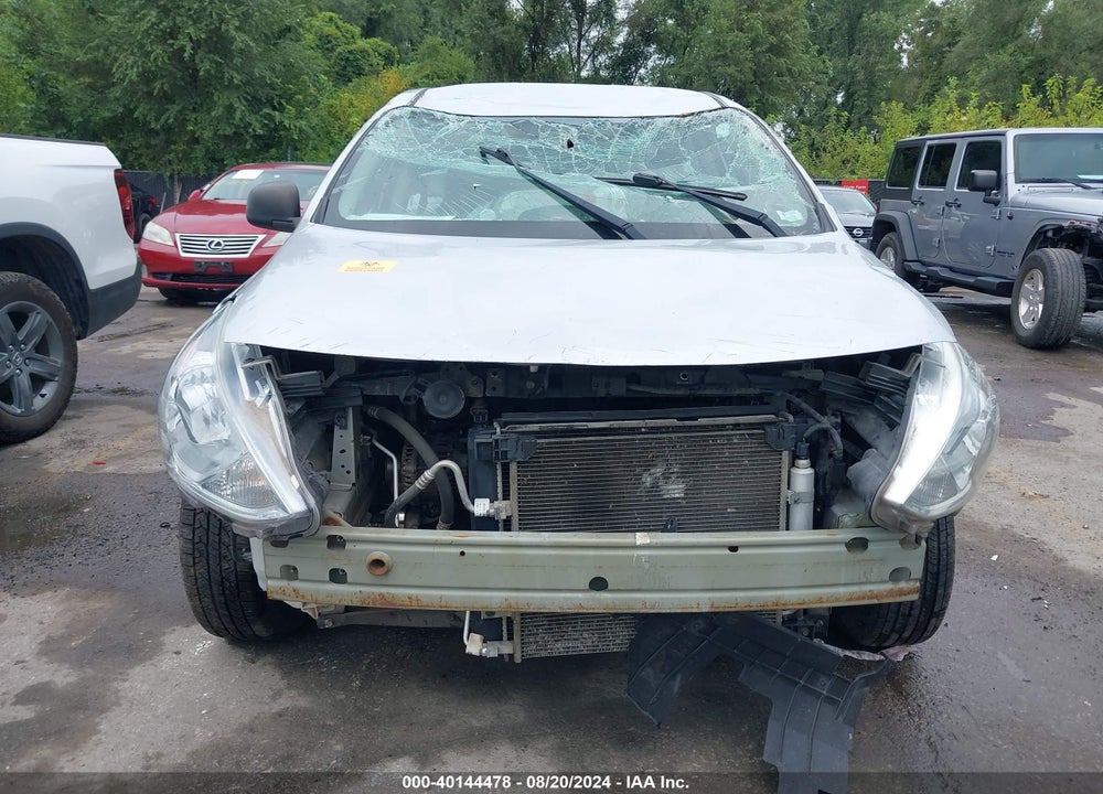 2015 NISSAN VERSA 1.6 S+ VIN: 3N1CN7AP4FL877205