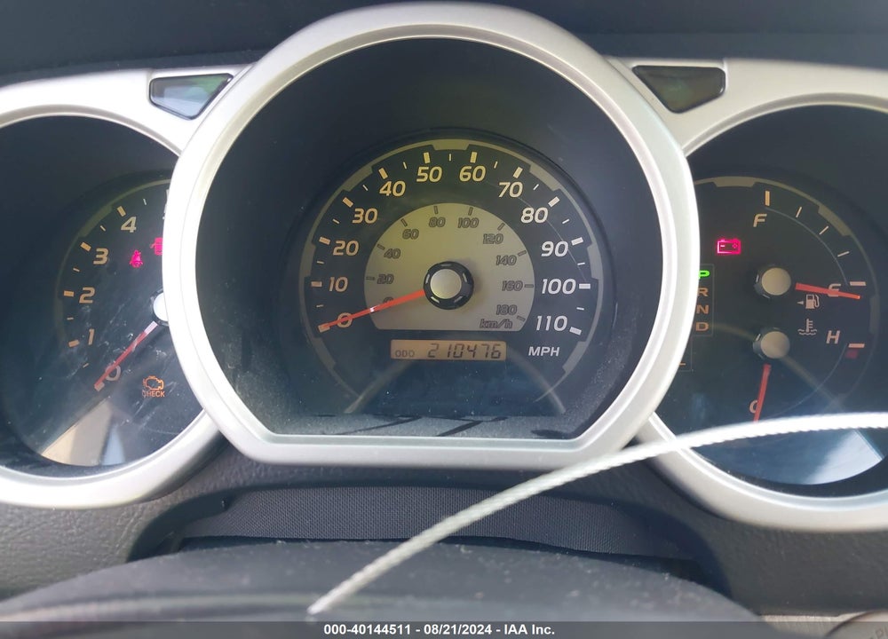 2004 TOYOTA 4RUNNER SR5 V6 VIN: JTEZU14R140029468