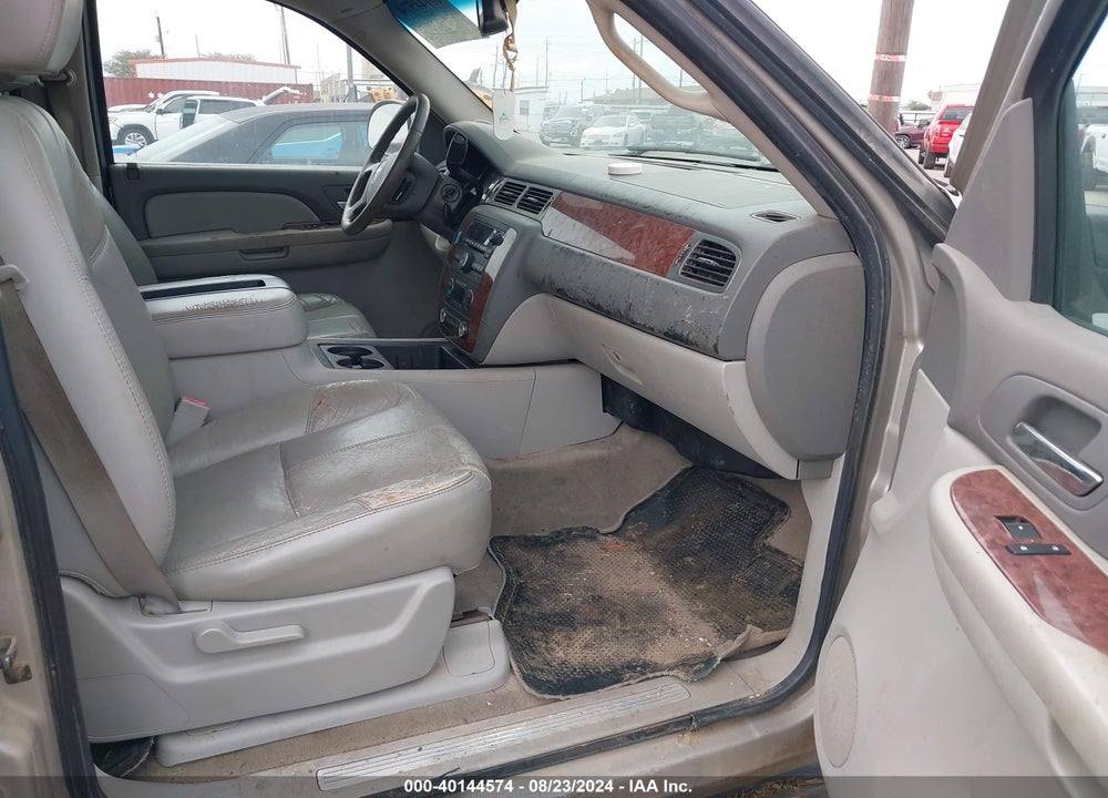 2007 CHEVROLET SUBURBAN 1500 LT VIN: 3GNFC16J37G285085