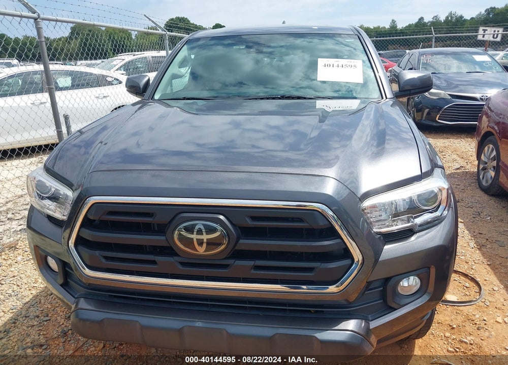2018 TOYOTA TACOMA SR5 V6 VIN: 5TFRZ5CN4JX060227