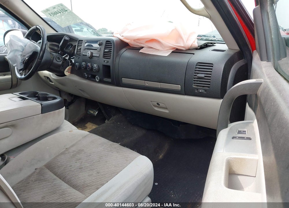 2009 CHEVROLET SILVERADO 2500HD LT VIN: 1GCHK59K69E147390
