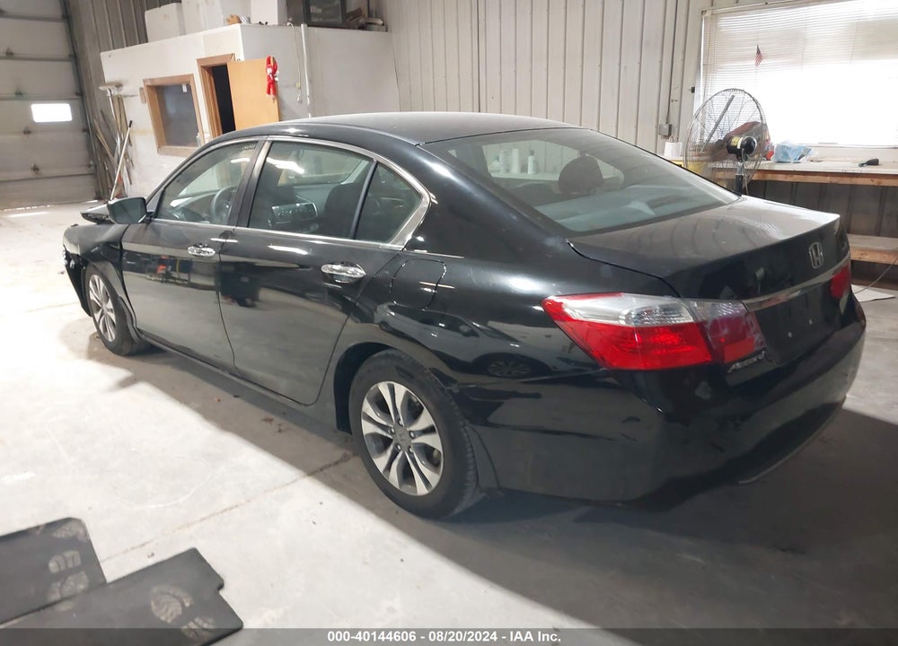 2015 HONDA ACCORD LX VIN: 1HGCR2F37FA066520