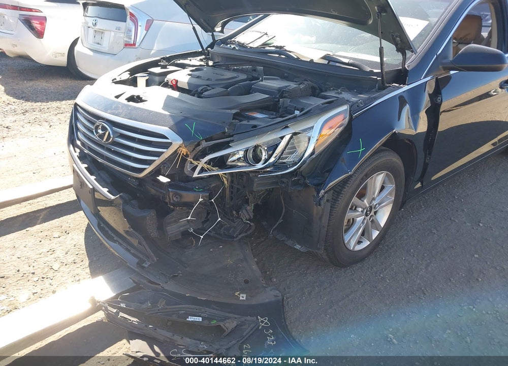 2015 HYUNDAI SONATA SE VIN: 5NPE24AF8FH166501