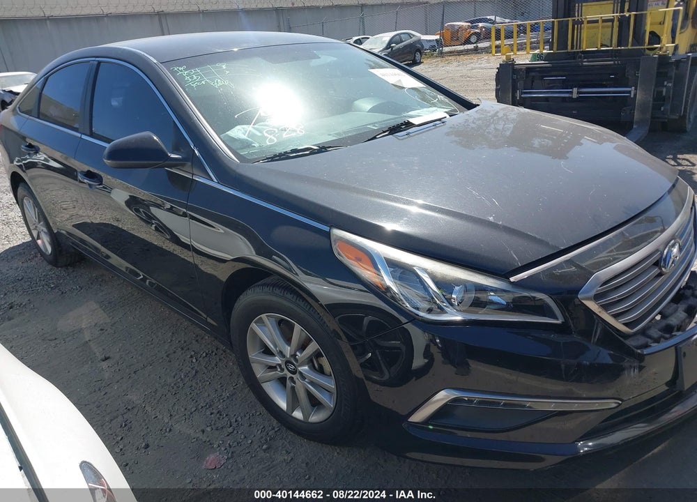 2015 HYUNDAI SONATA SE VIN: 5NPE24AF8FH166501
