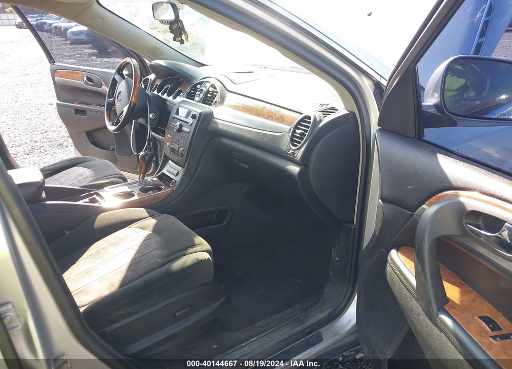 2010 BUICK ENCLAVE CX VIN: 5GALRAED5AJ161154