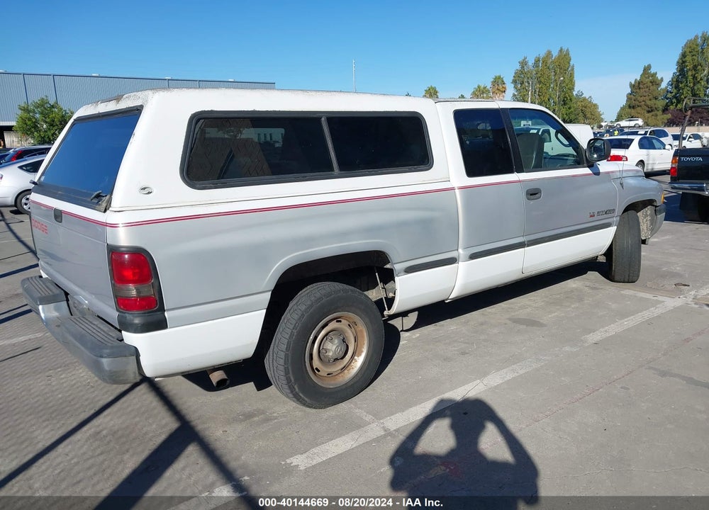 1998 DODGE RAM 1500 ST VIN: 3B7HC12Y4WG124831