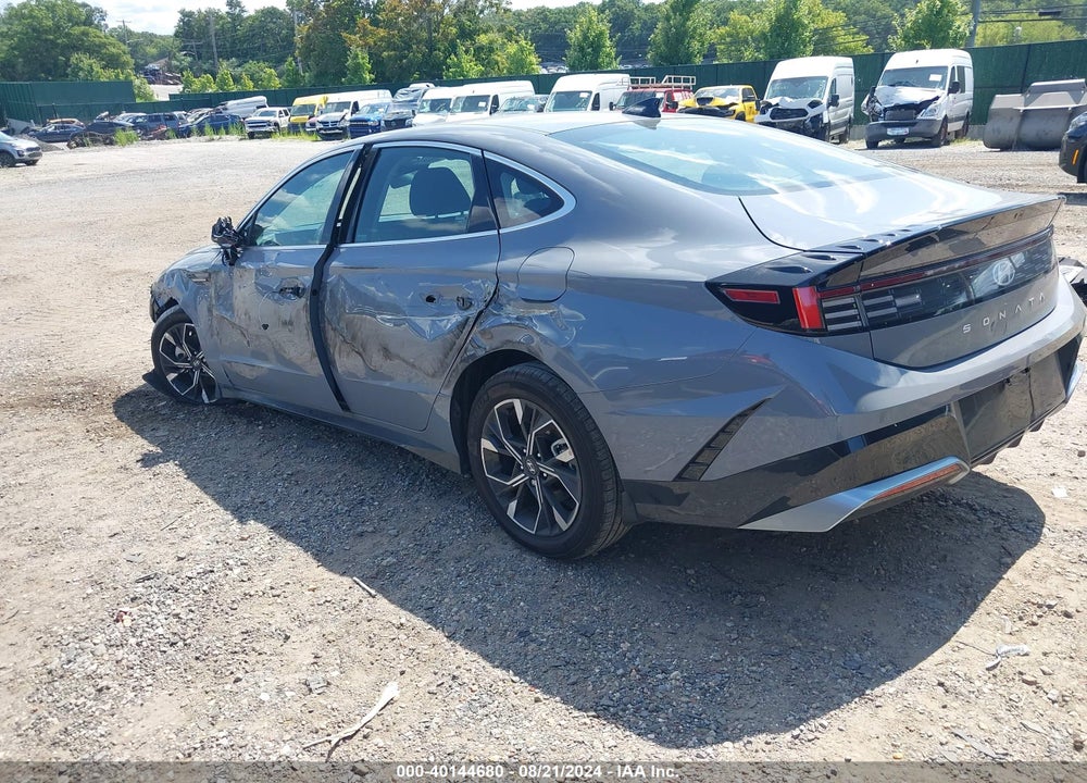2024 HYUNDAI SONATA SEL VIN: KMHL64JAXRA396550