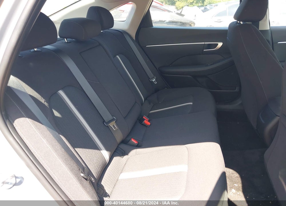 2024 HYUNDAI SONATA SEL VIN: KMHL64JAXRA396550