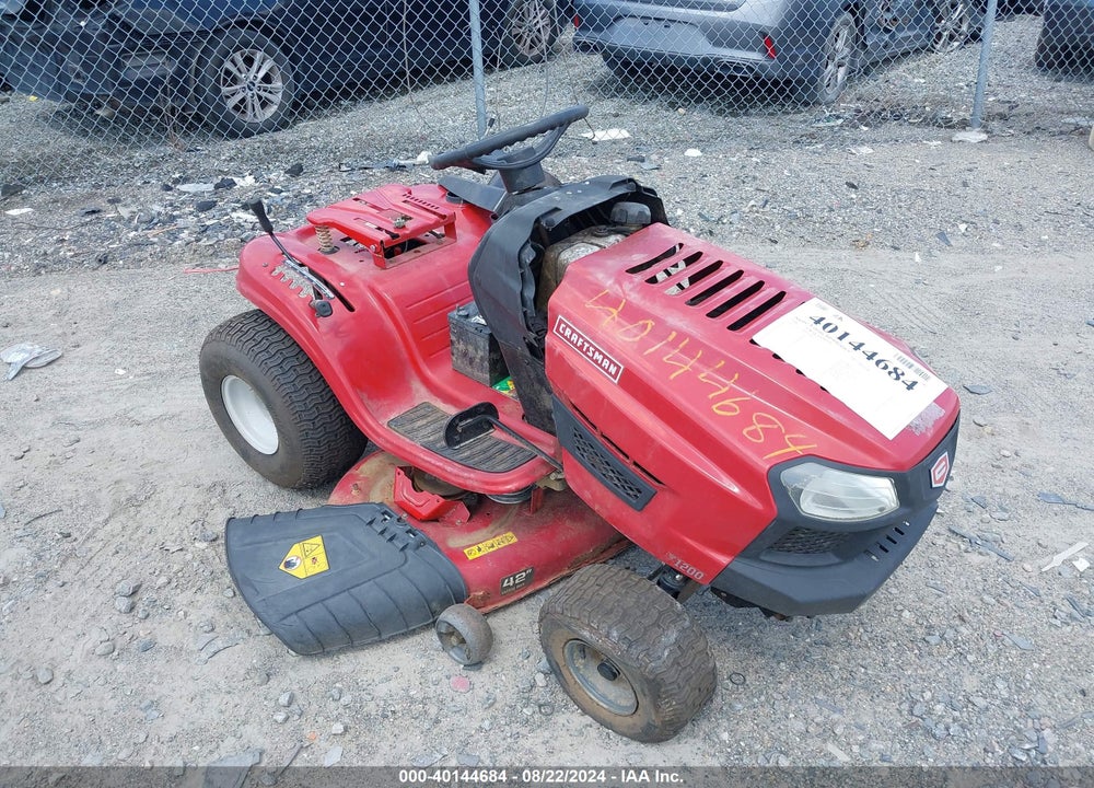 2017 CRAFTSMAN 247.203726 VIN: 1C077B40081