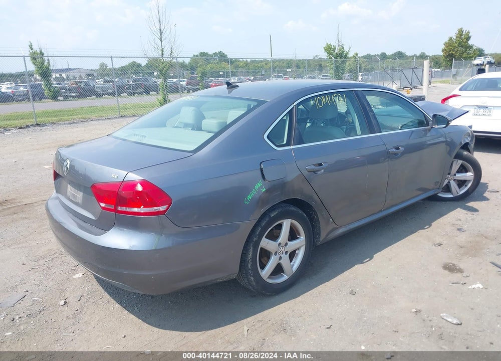 2012 VOLKSWAGEN PASSAT 2.5L SE VIN: 1VWBP7A32CC038433
