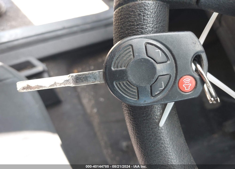 2013 FORD ESCAPE S VIN: 1FMCU0F72DUD84086