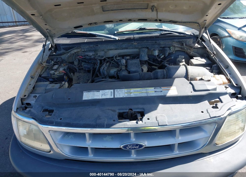 1998 FORD F-150 STANDARD/XL/XLT VIN: 1FTZF1825WKB52984