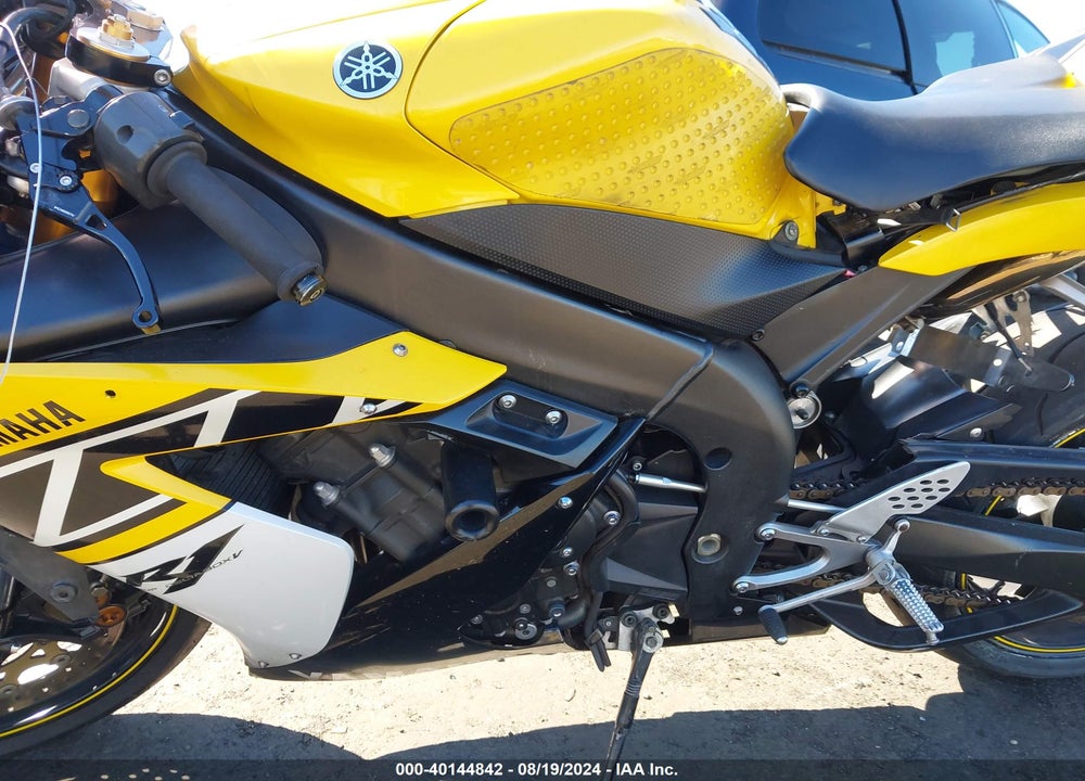 2006 YAMAHA YZFR1 C VIN: JYARN15Y06A001371