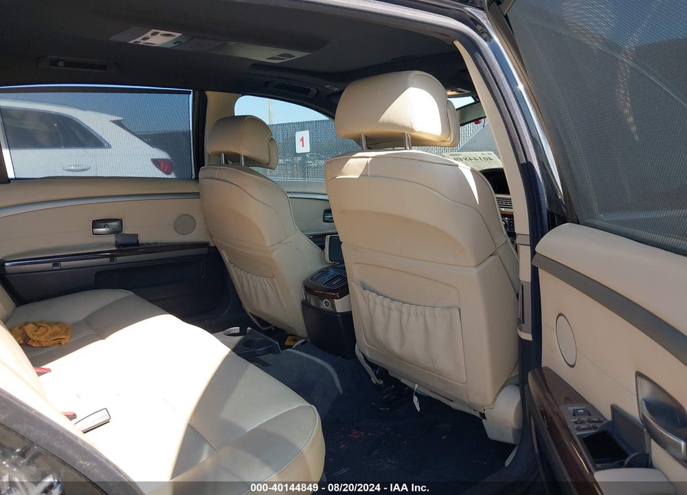 2006 BMW 750LI VIN: WBAHN83526DT25208