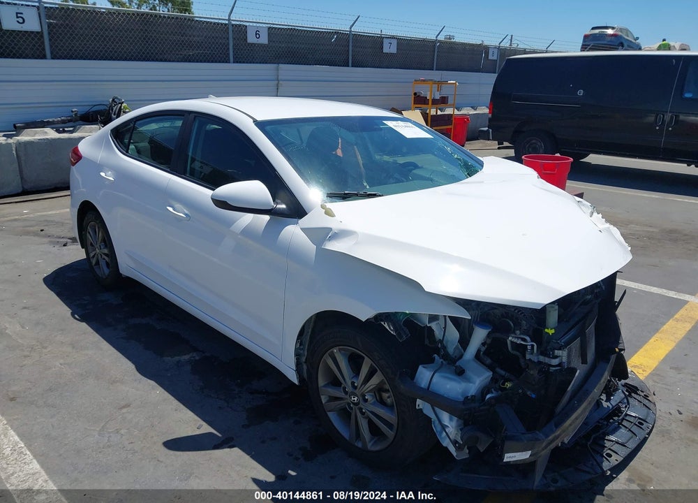 2018 HYUNDAI ELANTRA SEL VIN: 5NPD84LF2JH246795