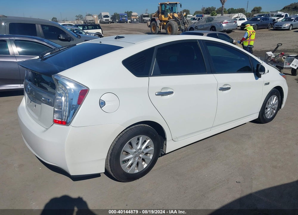 2014 TOYOTA PRIUS PLUG-IN ADVANCED VIN: JTDKN3DP3E3055843