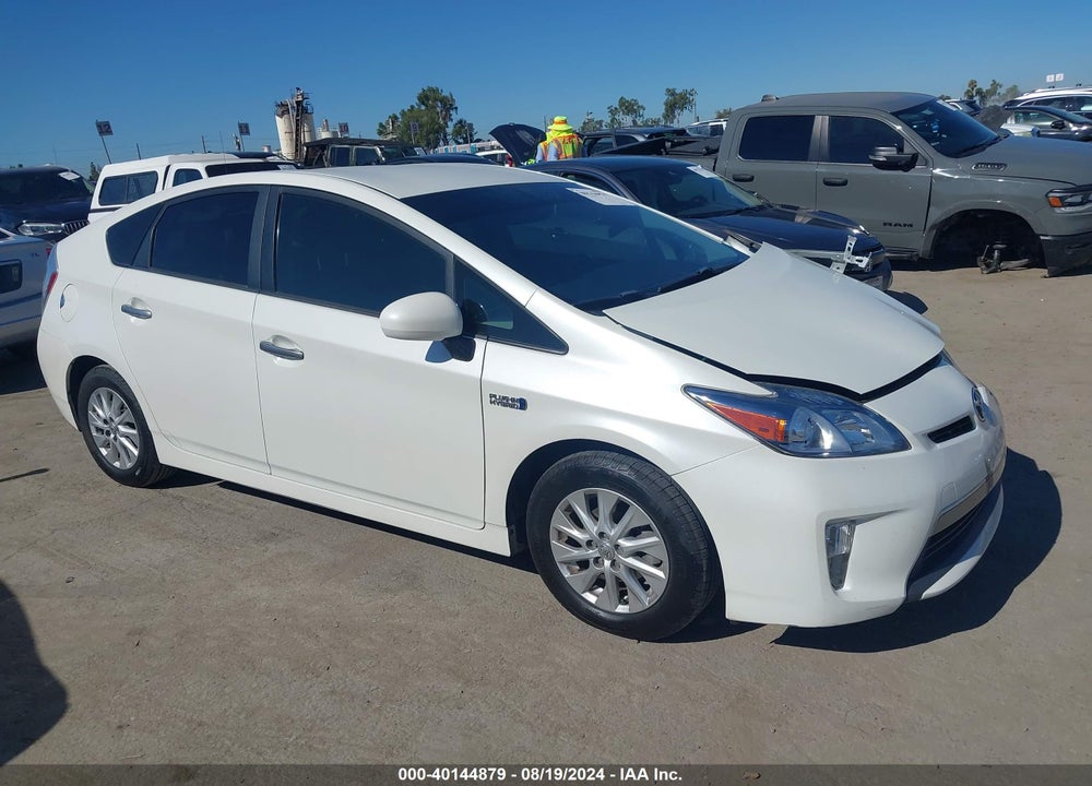 2014 TOYOTA PRIUS PLUG-IN ADVANCED VIN: JTDKN3DP3E3055843