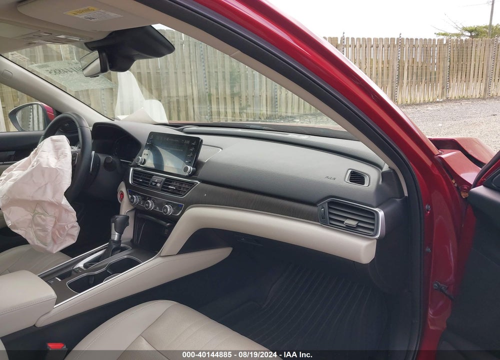 2018 HONDA ACCORD TOURING VIN: 1HGCV1F92JA194375
