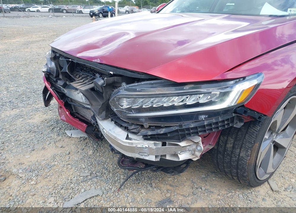 2018 HONDA ACCORD TOURING VIN: 1HGCV1F92JA194375