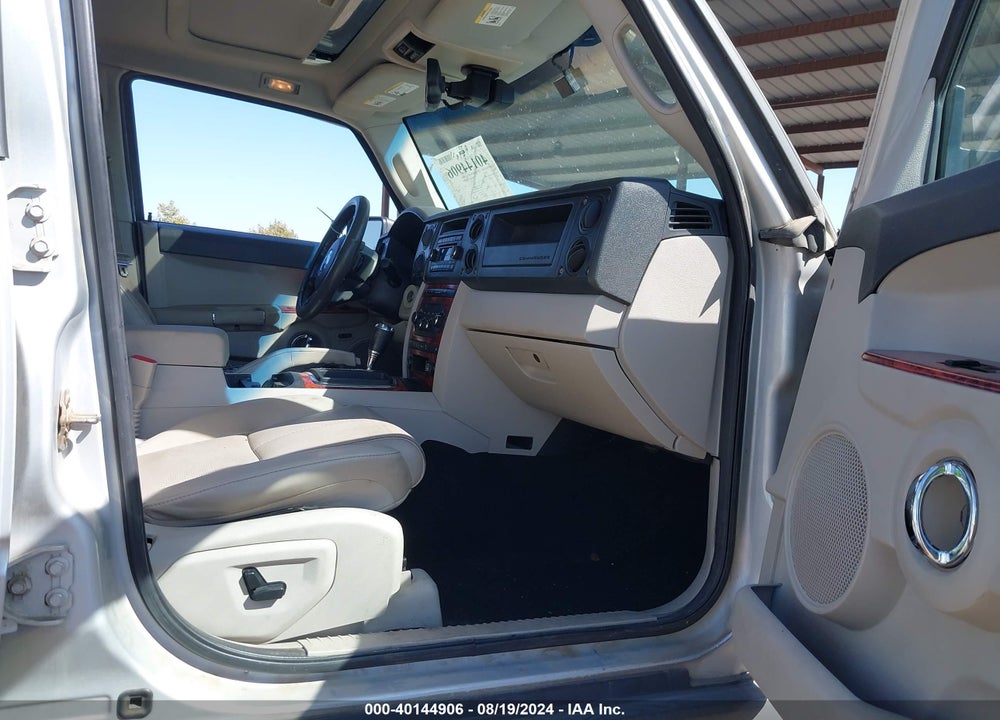 2006 JEEP COMMANDER VIN: 1J8HH58N56C340737