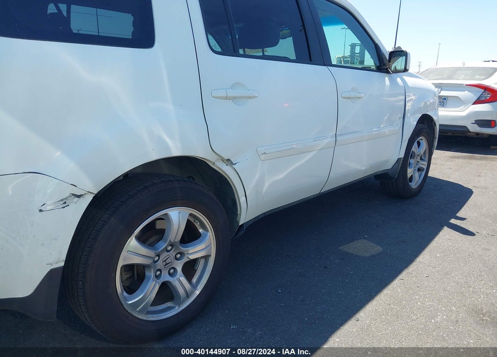 2012 HONDA PILOT EX-L VIN: 5FNYF3H58CB033787