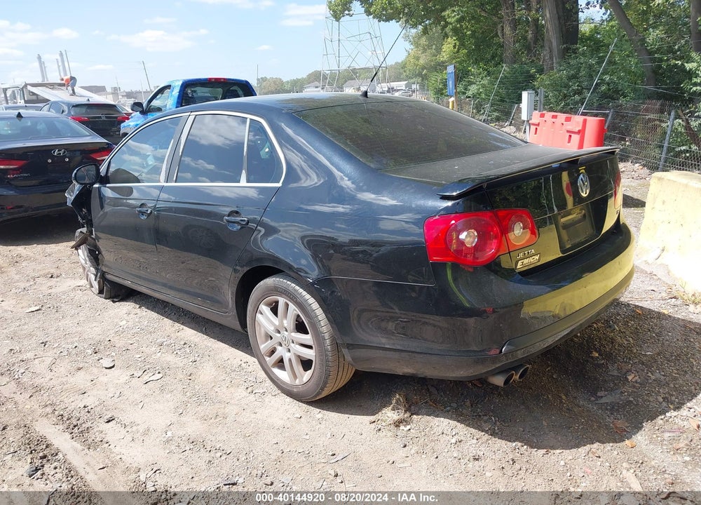 2007 VOLKSWAGEN JETTA VIN: 3VWEF71K87M180779