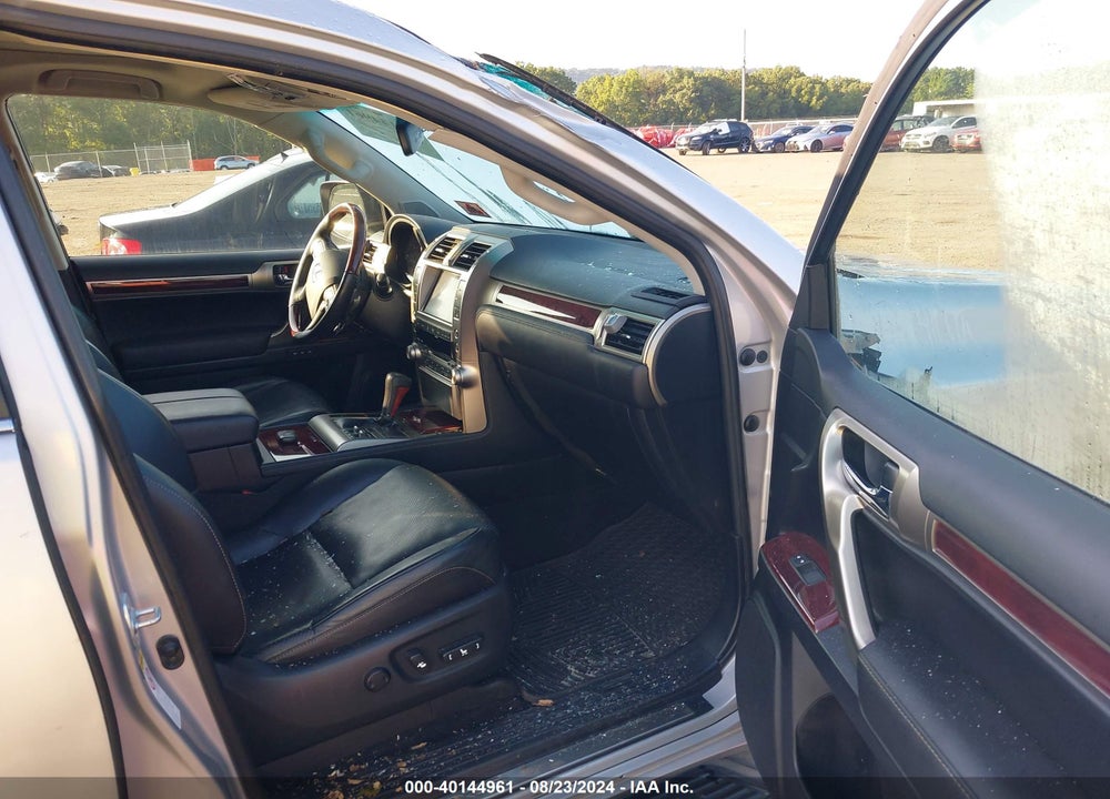 2011 LEXUS 460 VIN: JTJBM7FX2B5032008