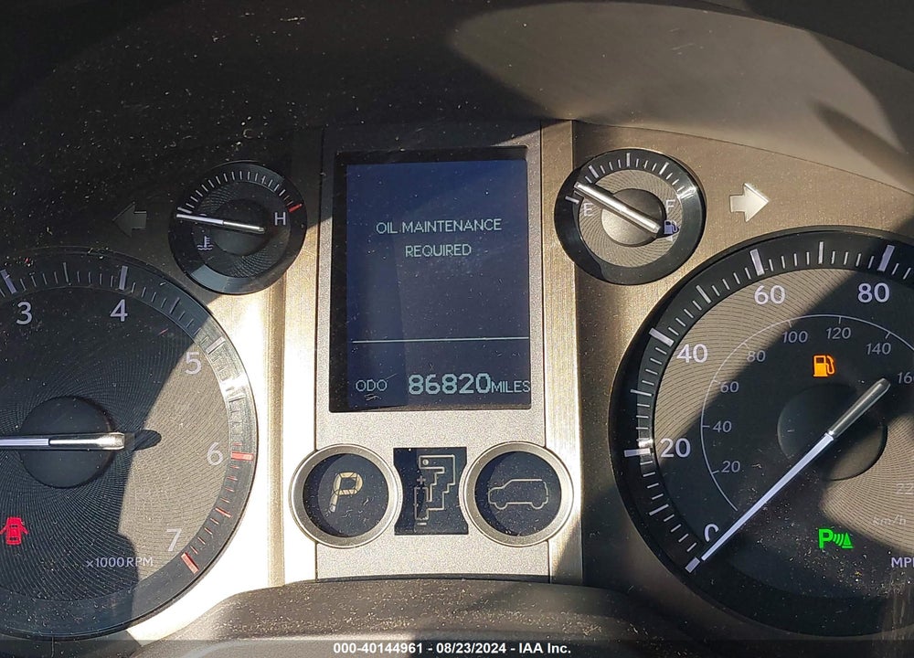 2011 LEXUS 460 VIN: JTJBM7FX2B5032008
