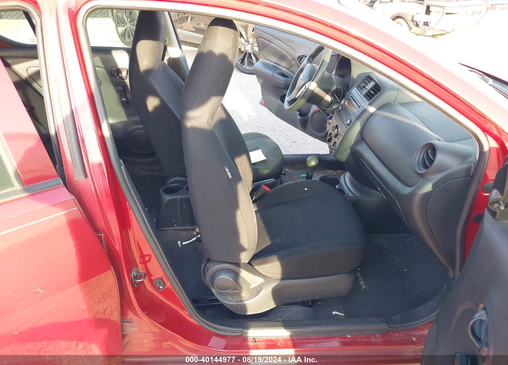 2015 NISSAN VERSA 1.6 S+ VIN: 3N1CN7AP2FL814524
