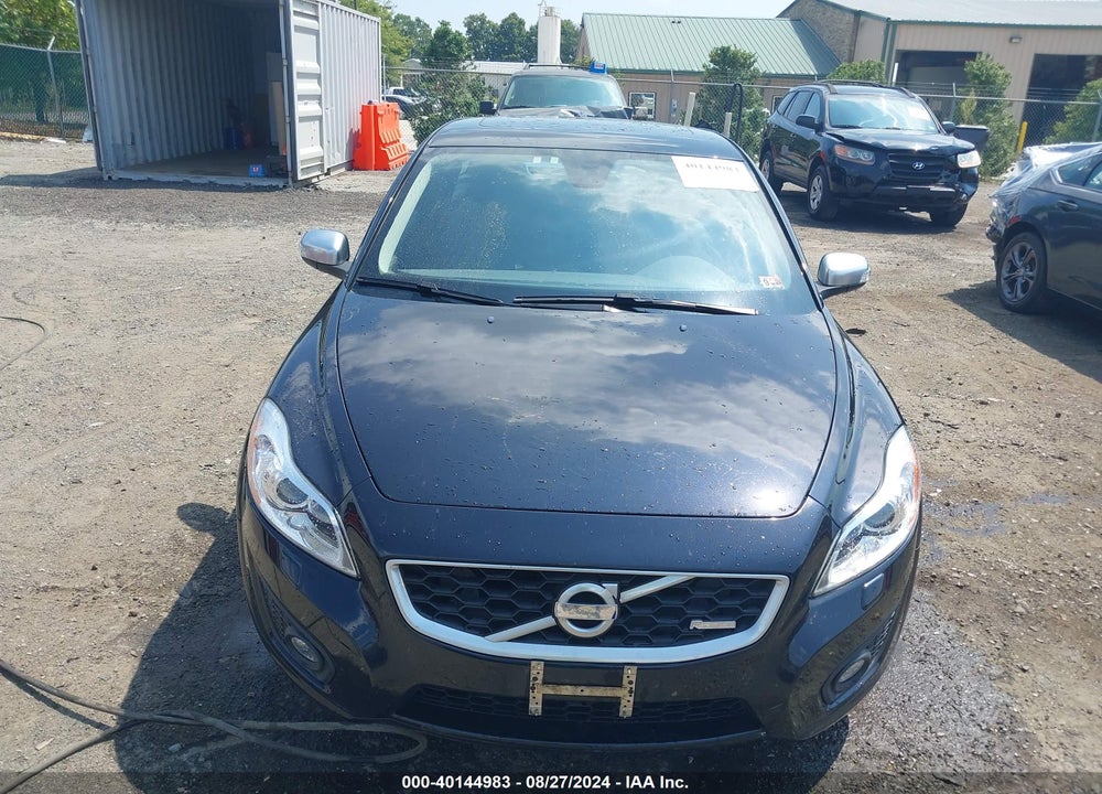 2013 VOLVO C30 T5/T5 PLATINUM/T5 PREMIER/T5 PREMIER PLUS/T5 R-DESIGN/T5 R-DESIGN PLATINUM/T5 R-DESIGN PREMIER VIN: YV1672MK6D2309604