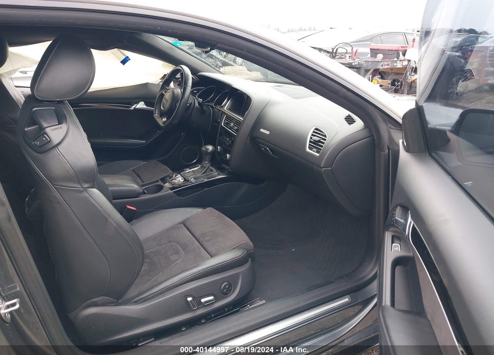 2014 AUDI A5 2.0T PREMIUM VIN: WAUMFAFR6EA011627