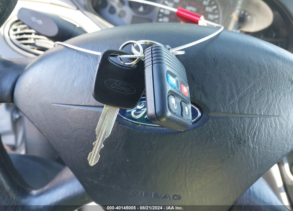 2003 FORD FOCUS SE VIN: 1FAHP36Z53W219582