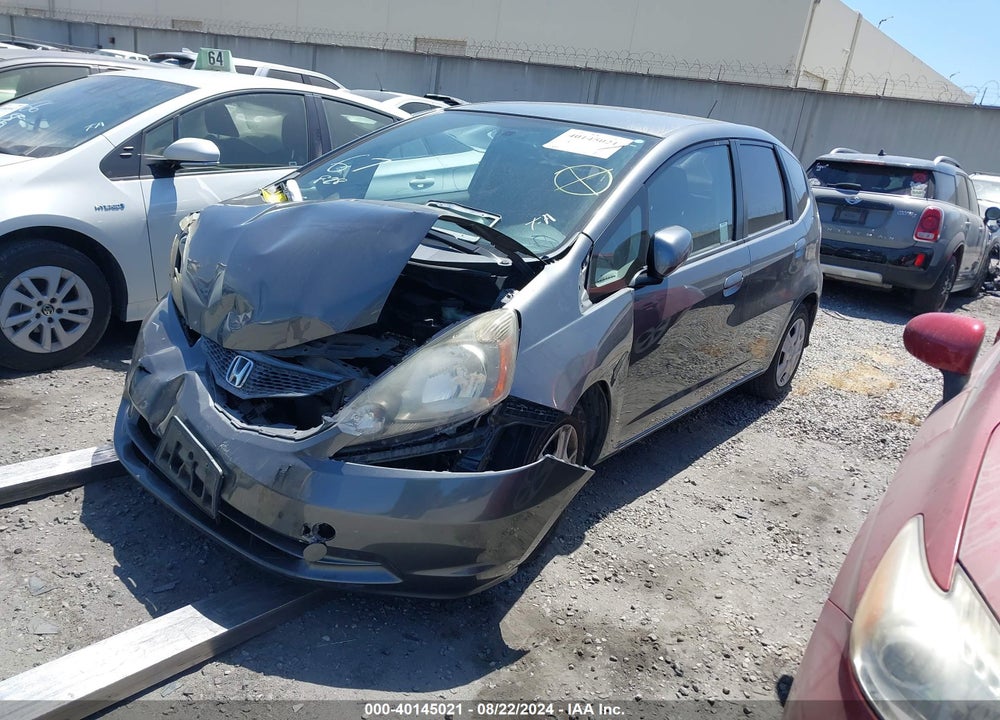 2013 HONDA FIT VIN: JHMGE8H36DC002383