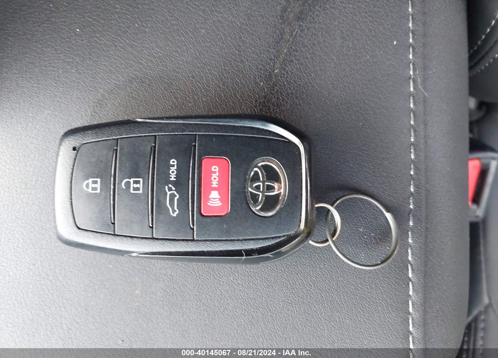 2024 TOYOTA VENZA LIMITED VIN: JTEAAAAH7RJ156440