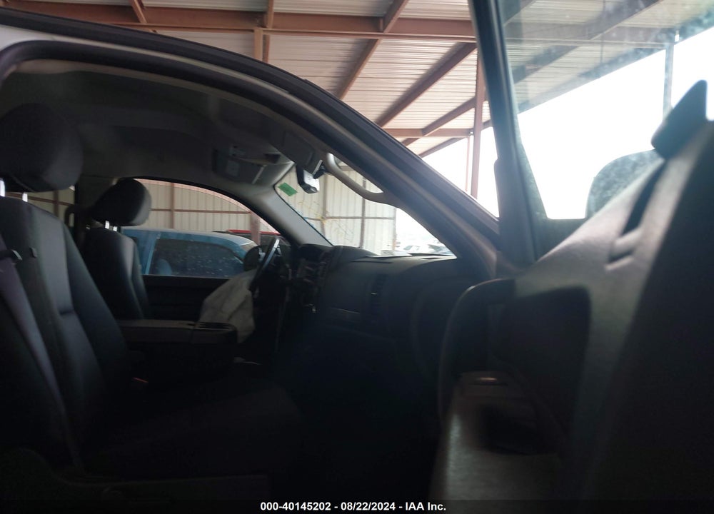 2011 CHEVROLET SILVERADO 1500 LT VIN: 3GCPKSE38BG370134