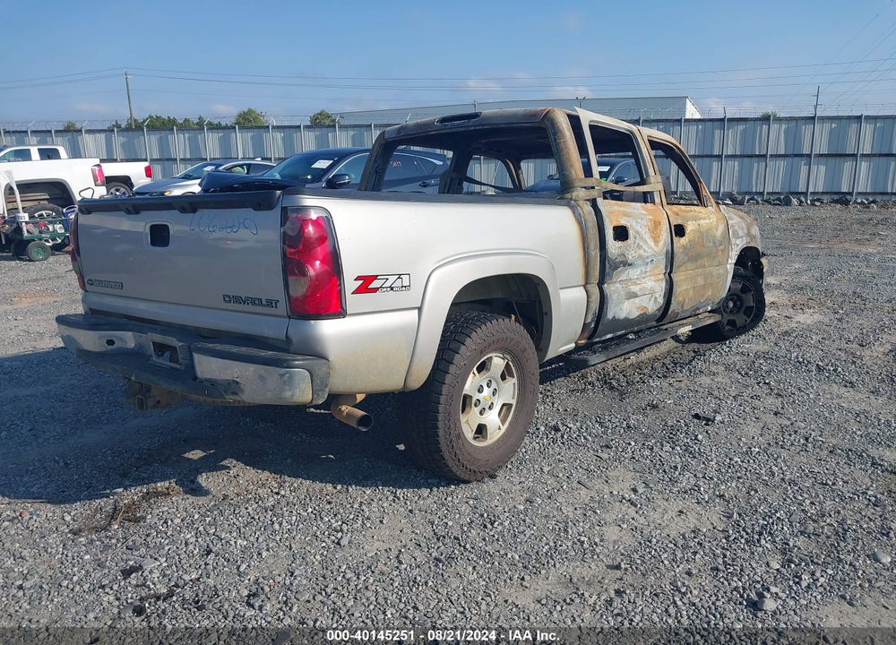 2005 CHEVROLET SILVERADO 1500 VIN: 2GCEK13T351378854