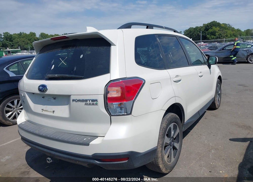 2017 SUBARU FORESTER 2.5I PREMIUM VIN: JF2SJAEC4HH465071