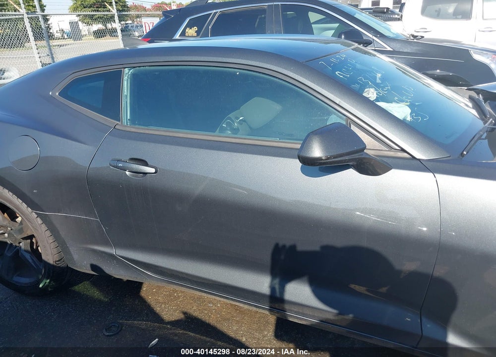 2017 CHEVROLET CAMARO 1LT VIN: 1G1FB1RX2H0137908