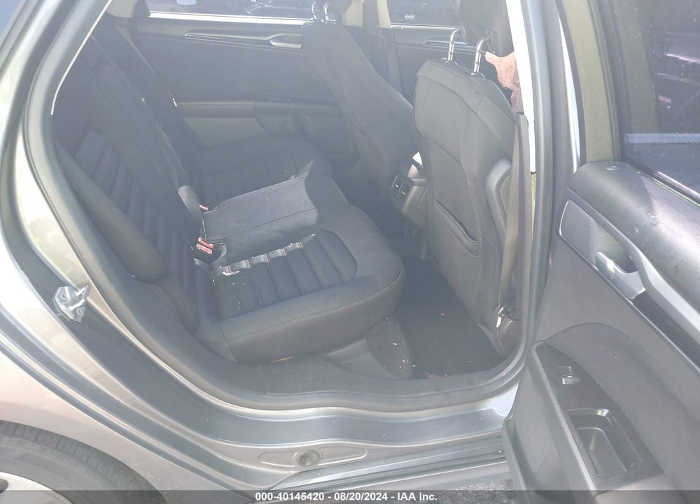 2014 FORD FUSION SE VIN: 3FA6P0H70ER394880