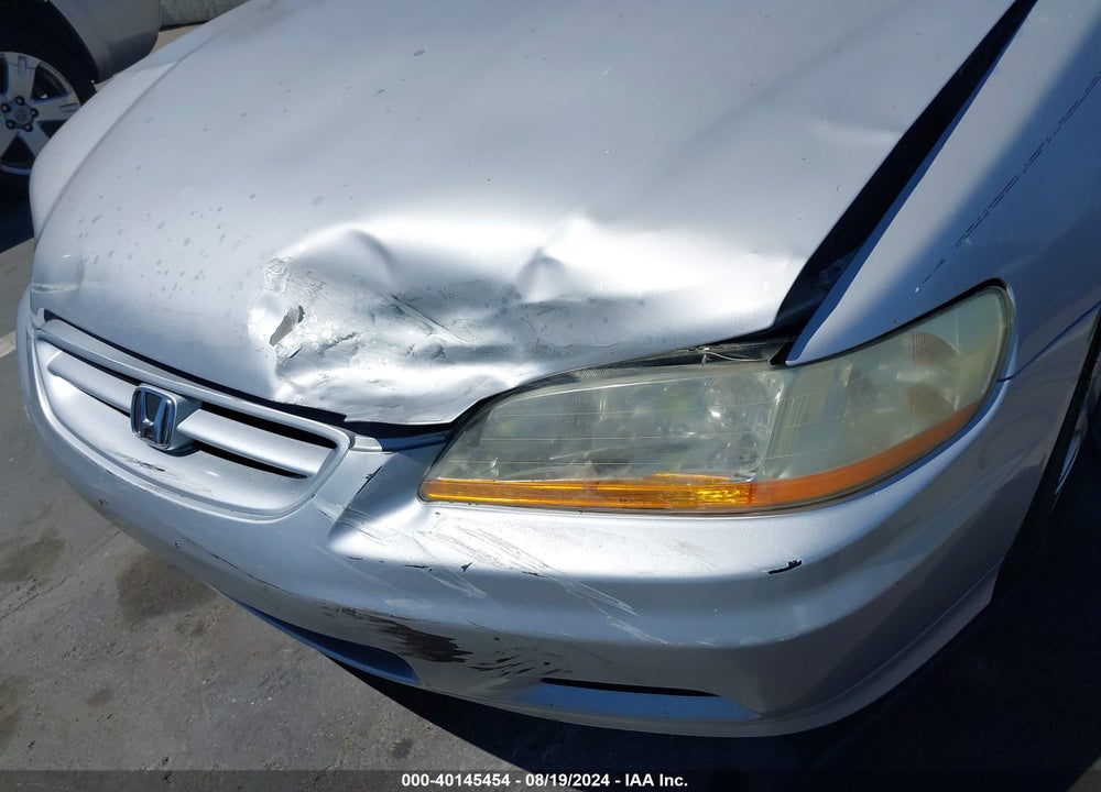 2001 HONDA ACCORD 3.0 EX VIN: 1HGCG22511A015813