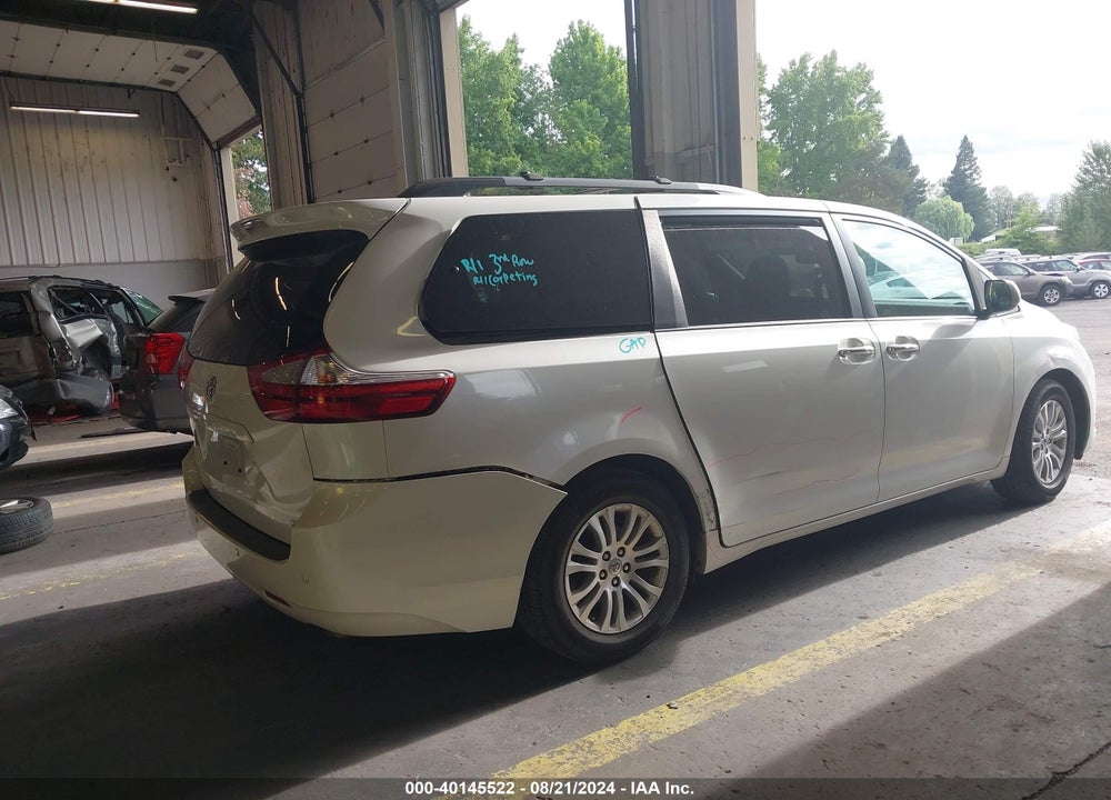 2017 TOYOTA SIENNA XLE 8 PASSENGER VIN: 5TDYZ3DCXHS797820
