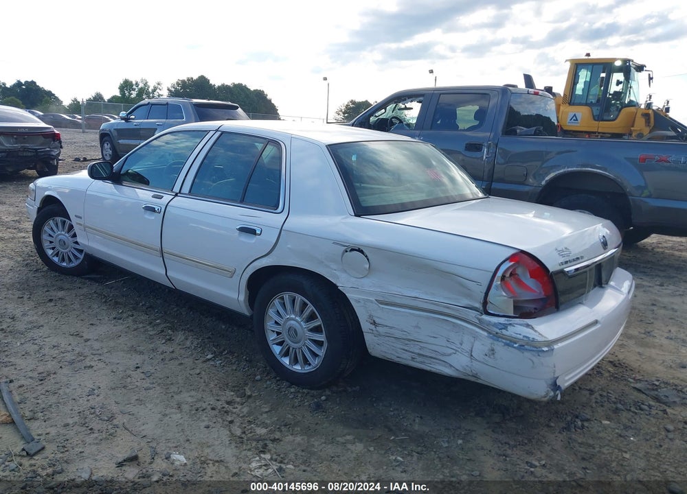 2011 MERCURY GRAND MARQUIS LS (FLEET ONLY) VIN: 2MEBM7FV9BX609048