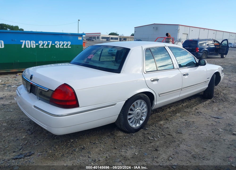 2011 MERCURY GRAND MARQUIS LS (FLEET ONLY) VIN: 2MEBM7FV9BX609048