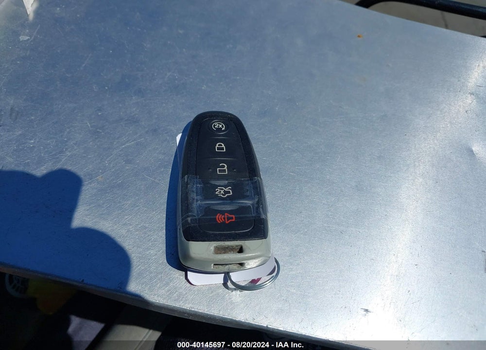 2015 FORD FOCUS TITANIUM VIN: 1FADP3N20FL300482
