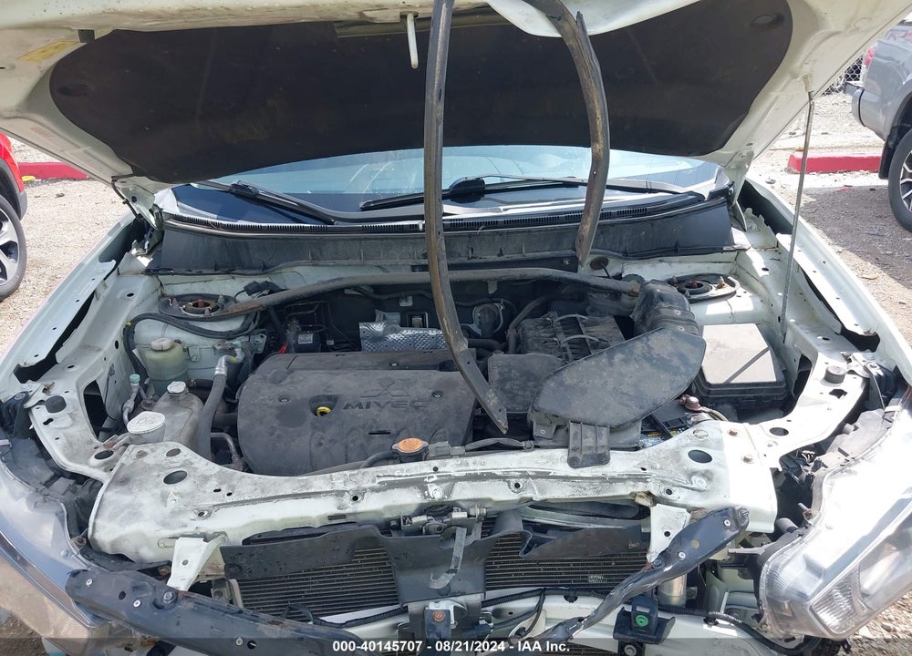 2010 MITSUBISHI OUTLANDER ES VIN: JA4AT2AW3AZ006263