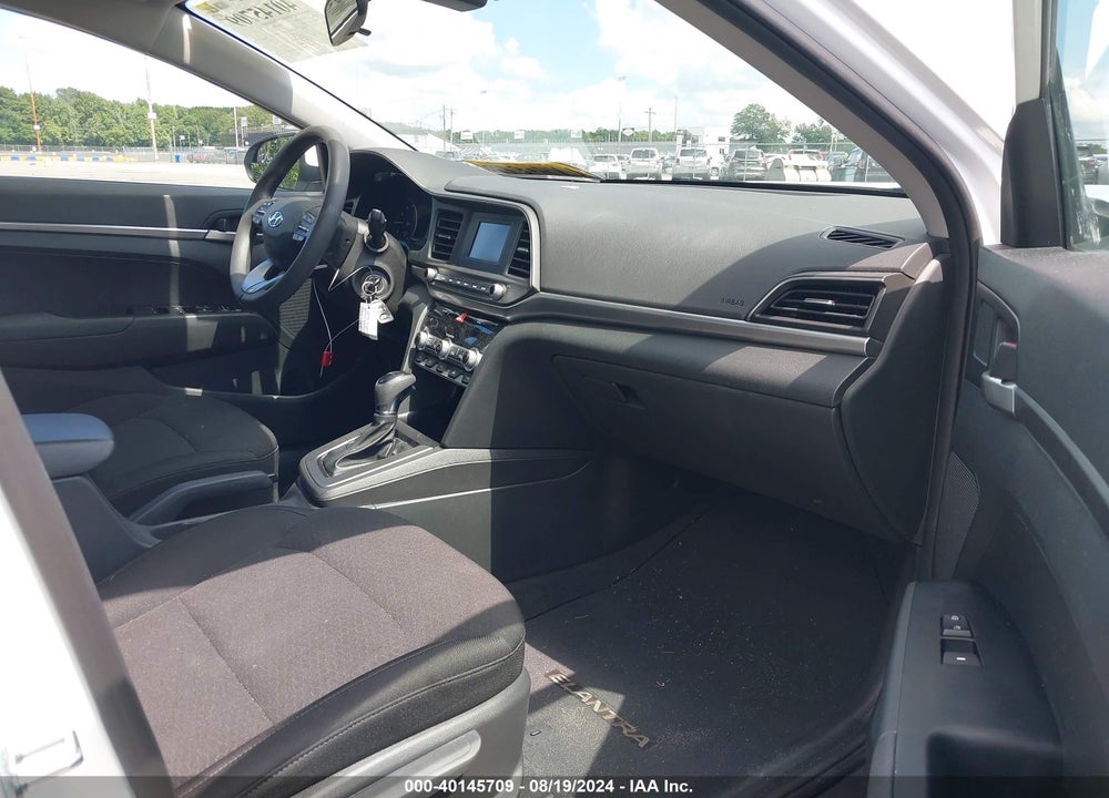2020 HYUNDAI ELANTRA SE VIN: 5NPD74LFXLH619331