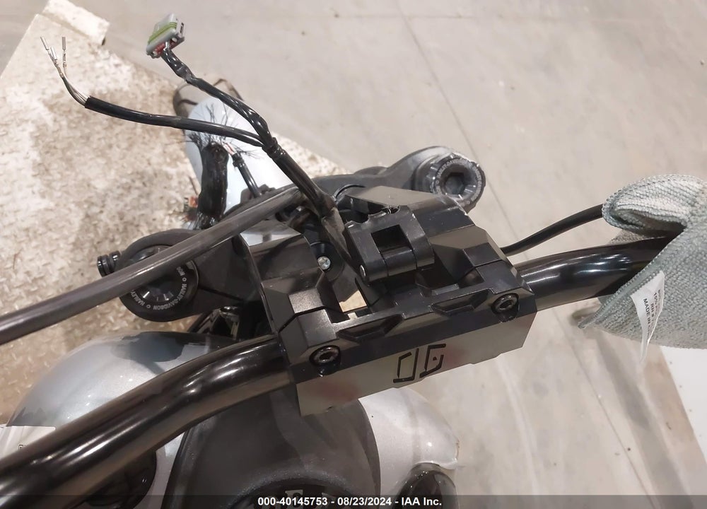 2020 HARLEY-DAVIDSON FXLRS VIN: 1HD1YWK1XLB025968