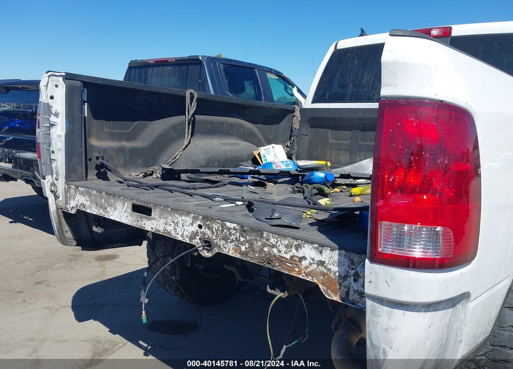 2020 RAM 1500 CLASSIC SLT 4X2 6'4 BOX VIN: 1C6RR6TT3LS135382